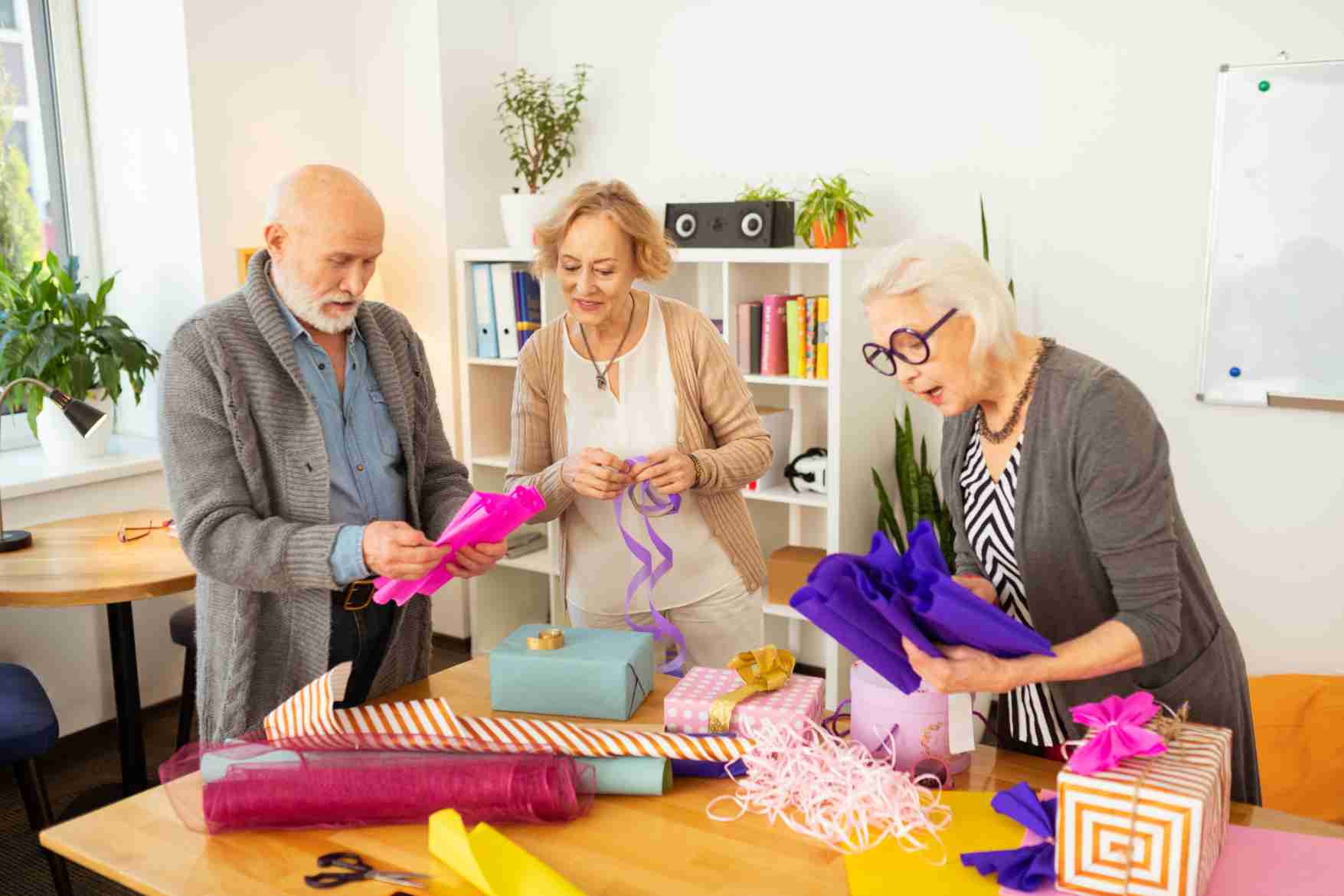 What are the best hobbies for seniors to enjoy and stay active in?