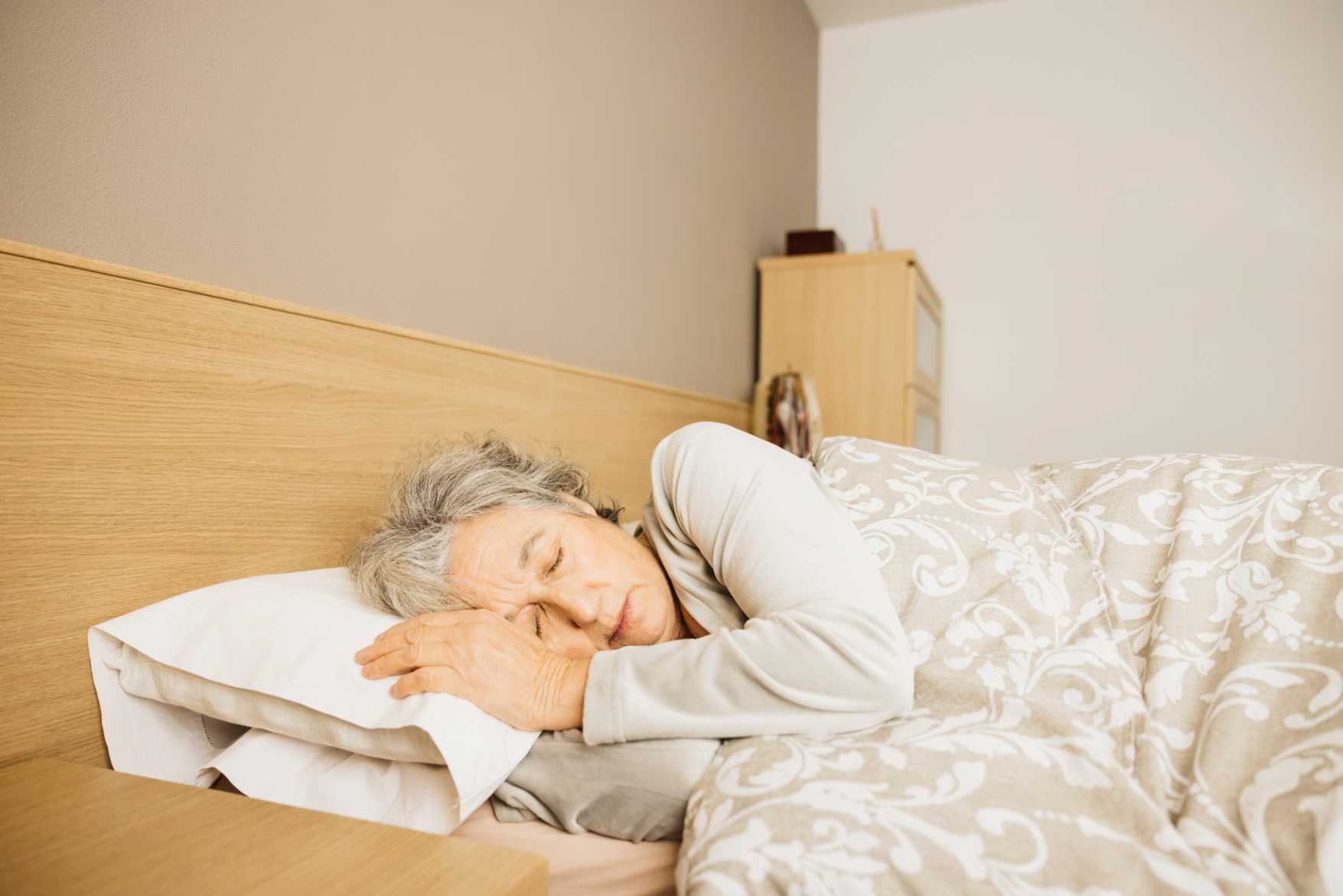 10 Simple Ways to Improve Sleep Quality for a Restful Night as a Senior